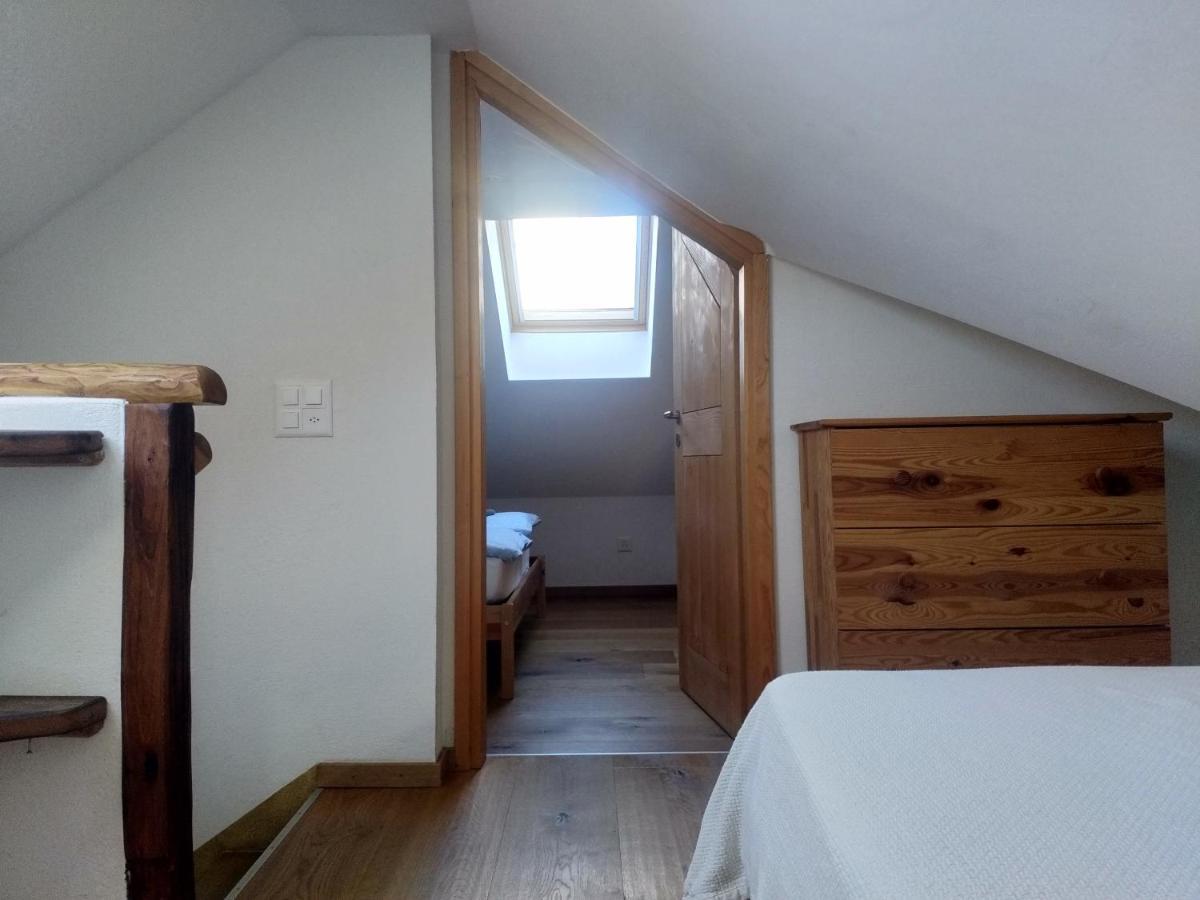 Guesthouse "Castello Del Nucleo" Intragna Ngoại thất bức ảnh