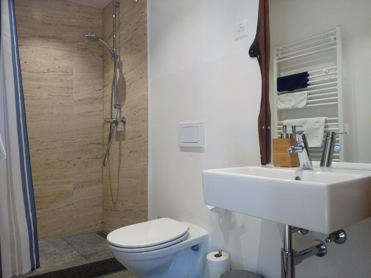 Guesthouse "Castello Del Nucleo" Intragna Ngoại thất bức ảnh
