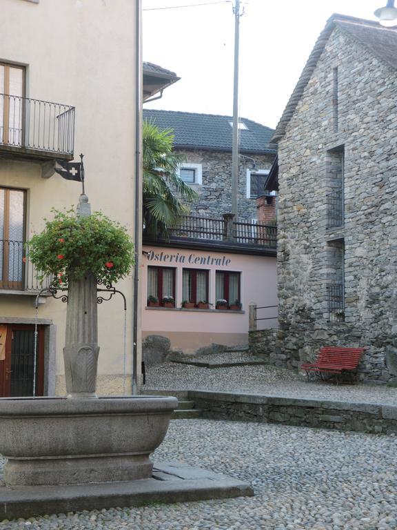 Guesthouse "Castello Del Nucleo" Intragna Ngoại thất bức ảnh