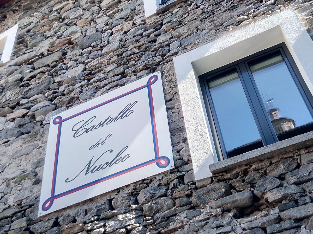 Guesthouse "Castello Del Nucleo" Intragna Ngoại thất bức ảnh